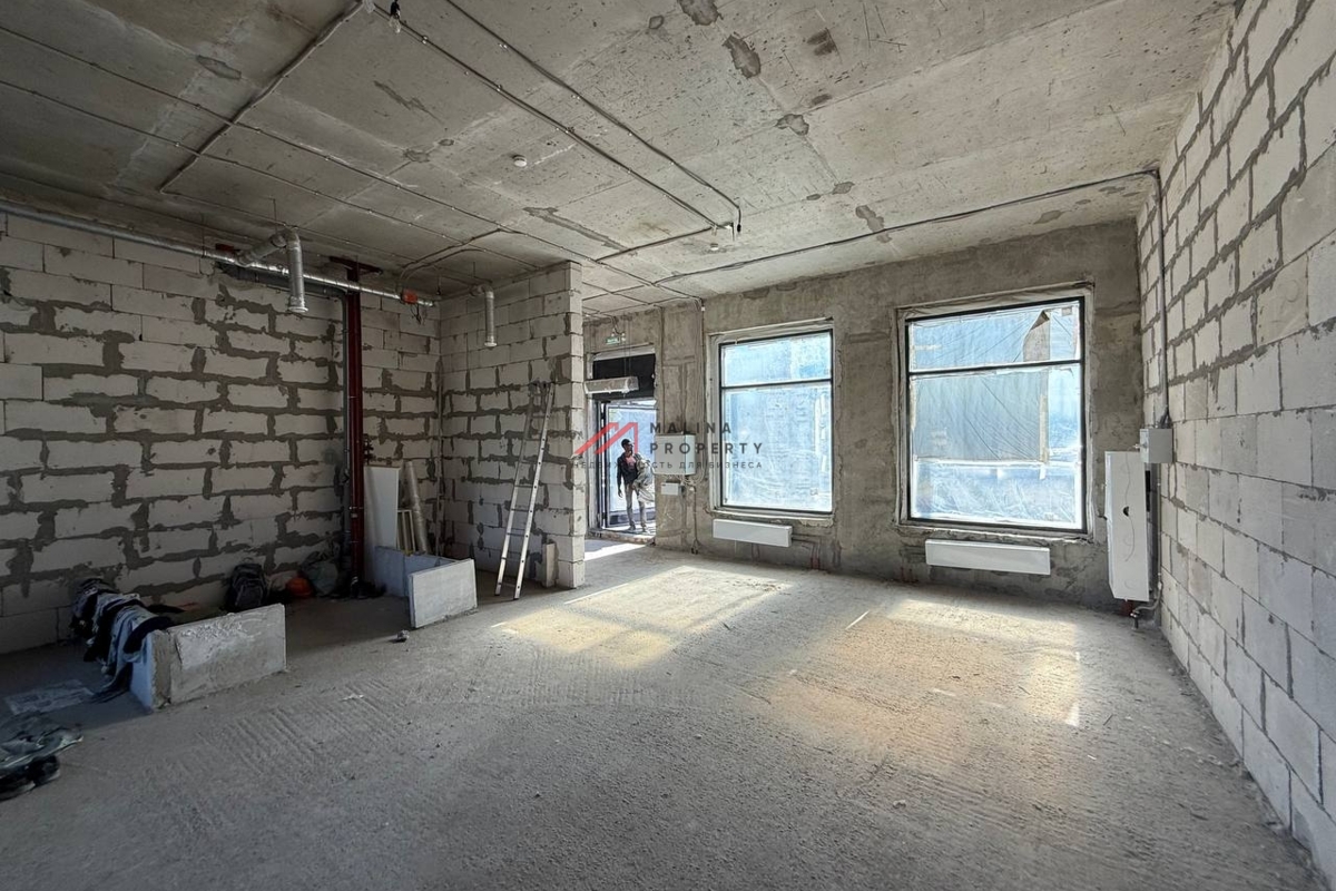 Помещение у метро  в  ЖК 1-й Дубровский с арендатором Ozon и Wildberries