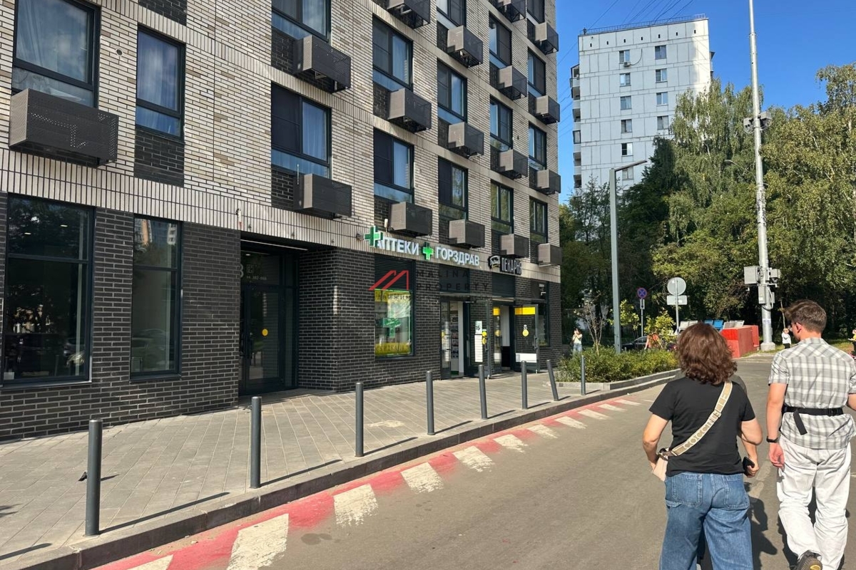 Продаж торгового помещения с аптекой Горздрав