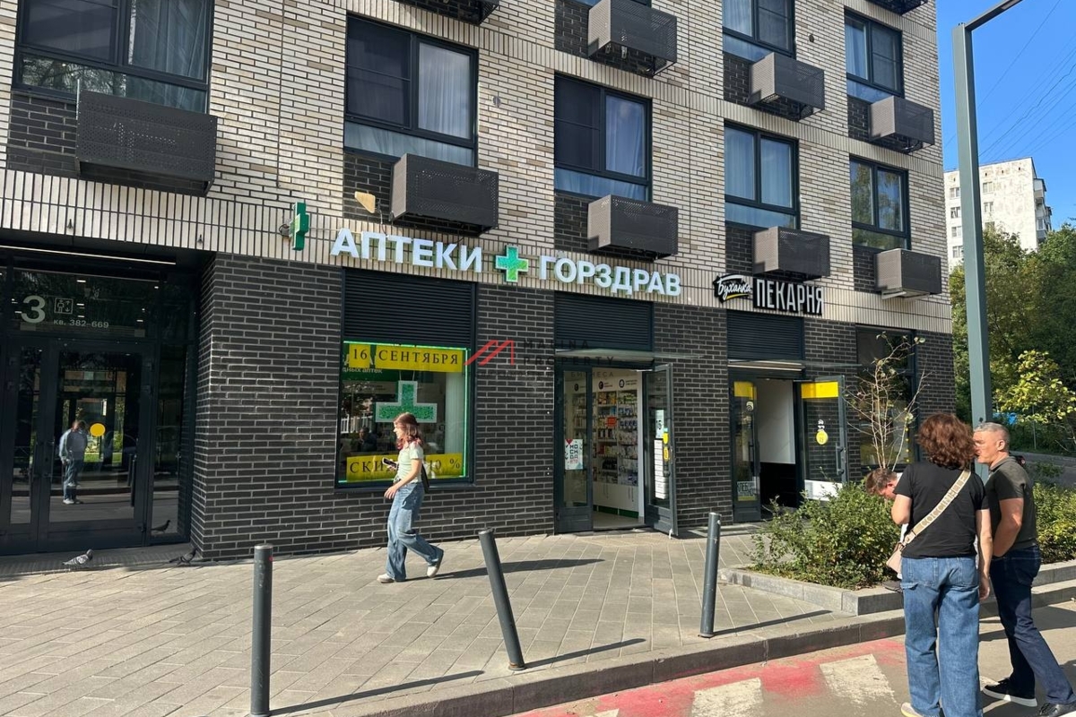 Продаж торгового помещения с аптекой Горздрав
