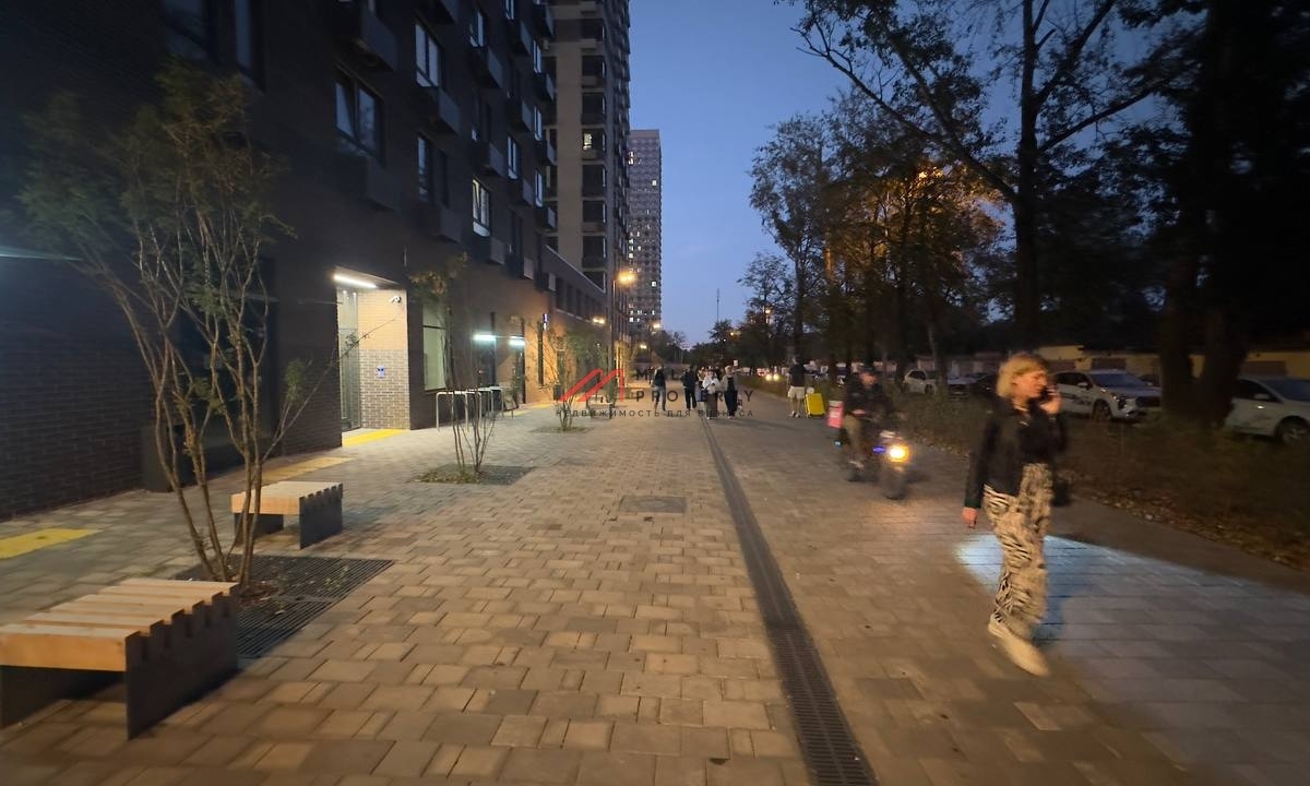 Продажа торгового помещения в ЖК "2-й Нагатинский"  