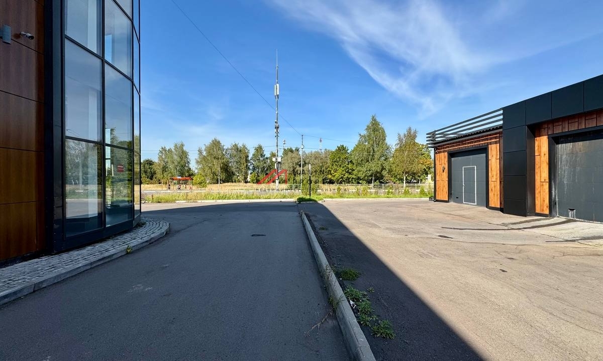 Аренда торгового здания в поселке Горки