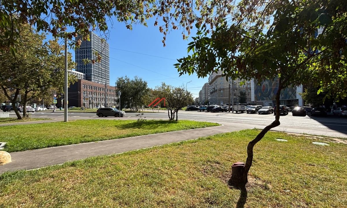 Аренда торгового помещения у метро Дубровка