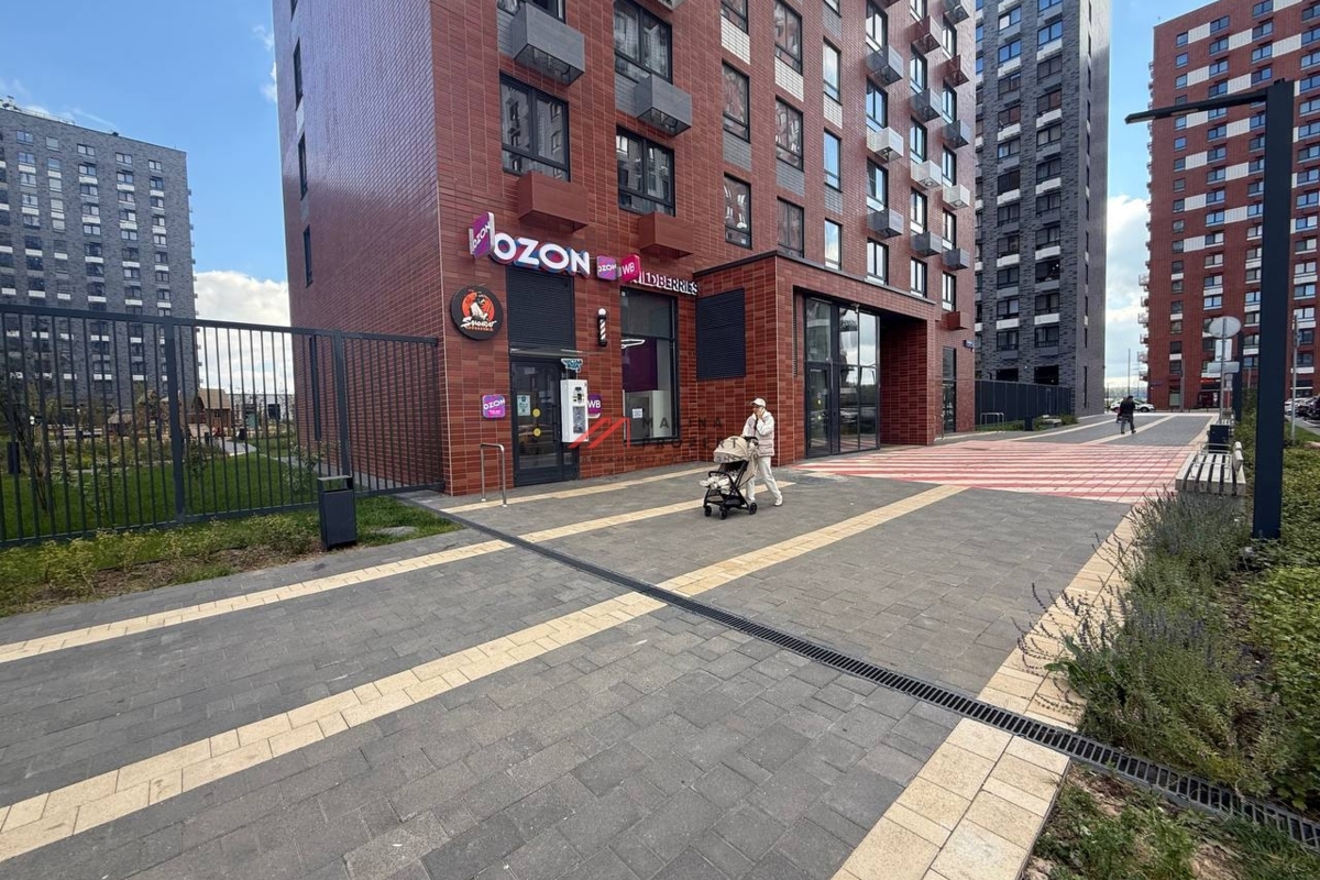 Продажа торгового помещения с арендатором "Ozon"