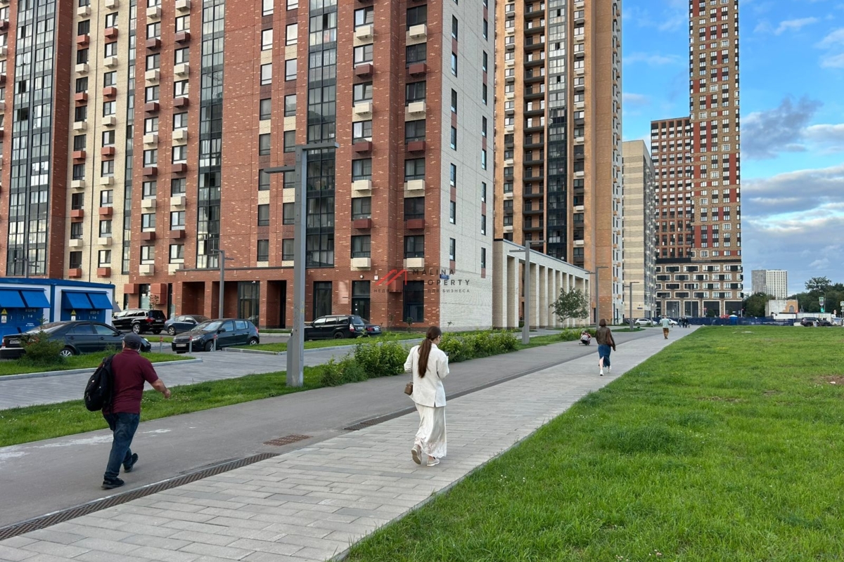 Продажа торгового помещения на Амурской