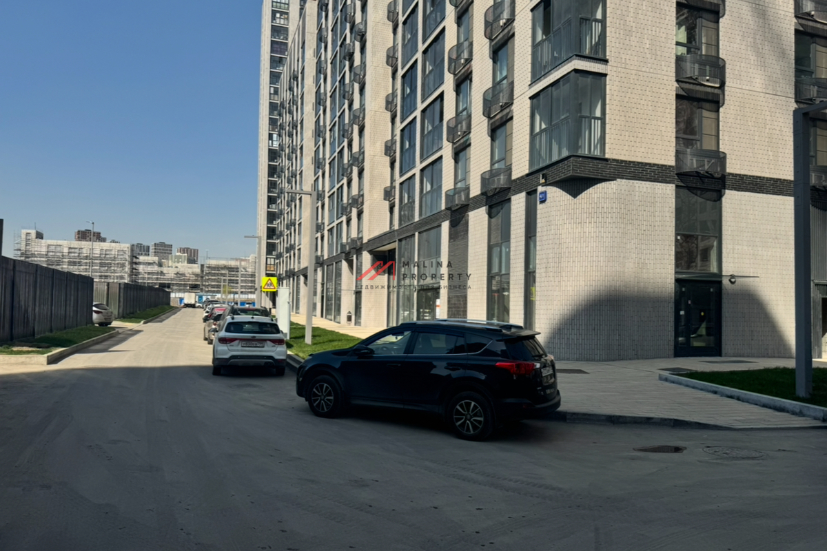 Продажа торгового помещения в новом доме