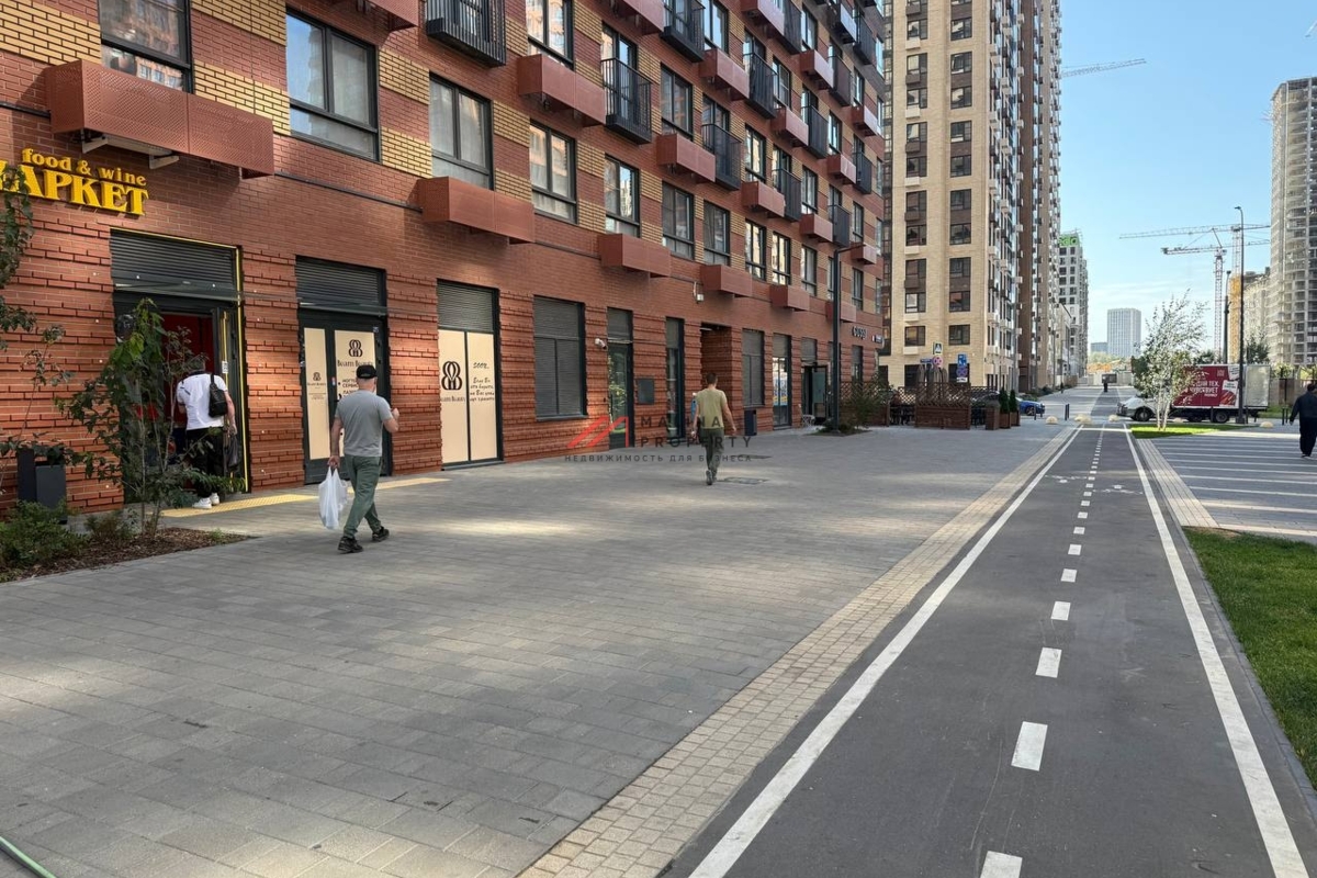 Продажа помещения с магазином "Пятерочка. На лету" 