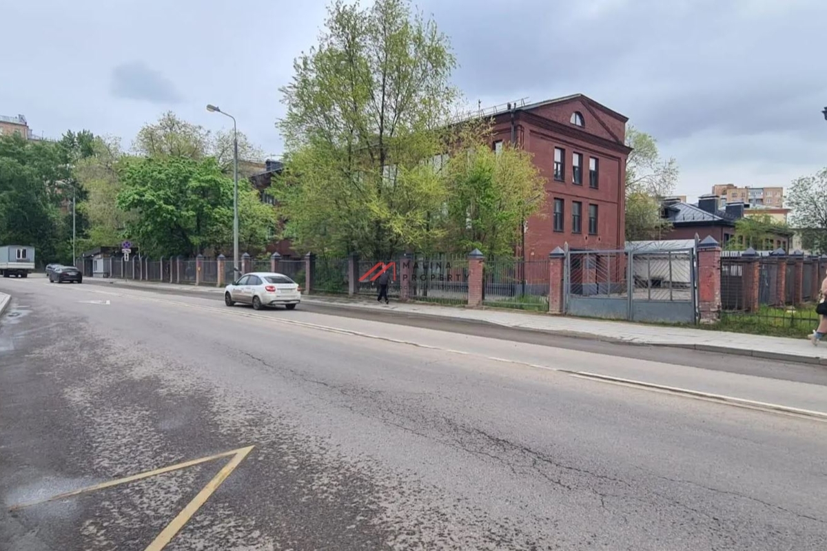 Продажа двух зданий с арендаторами в Москве