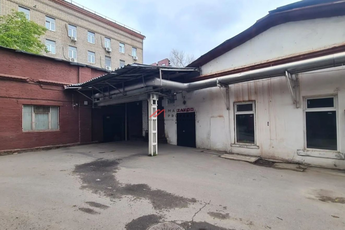 Продажа двух зданий с арендаторами в Москве