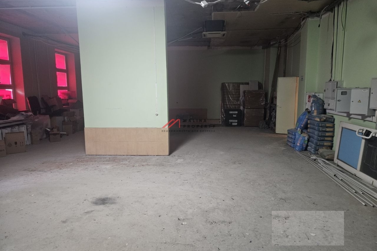 Аренда торгового помещения у метро Автозаводская 