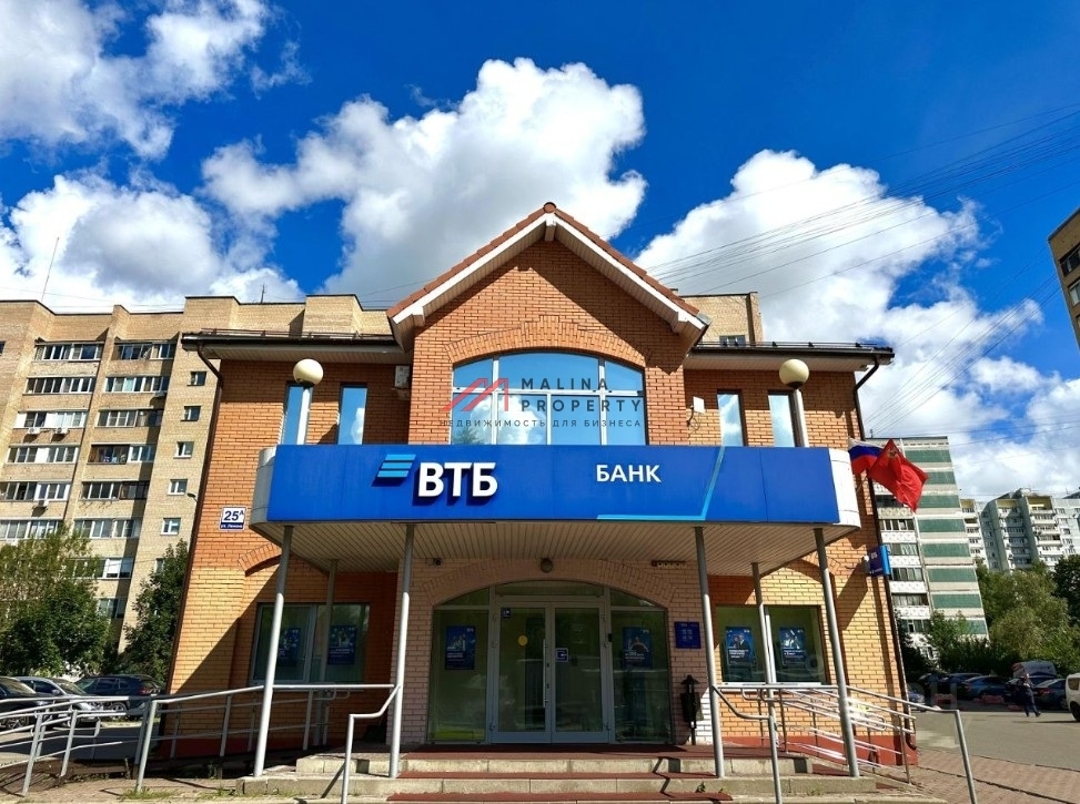 Продажа здания с банком ВТБ 24