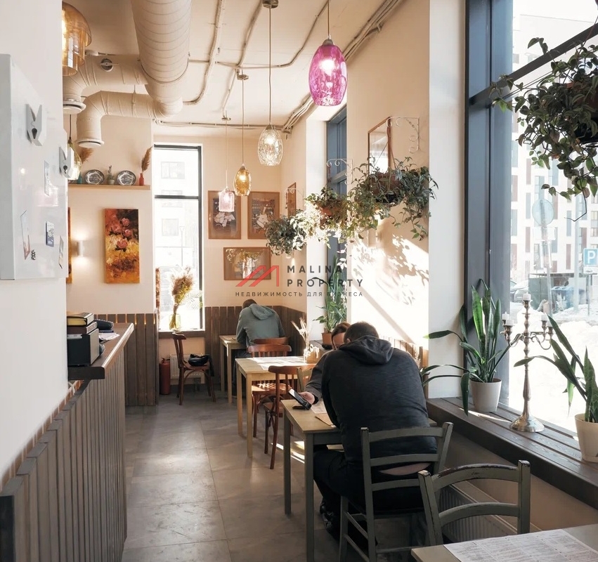 Продажа торгового помещения в ЖК "Level Лесной"