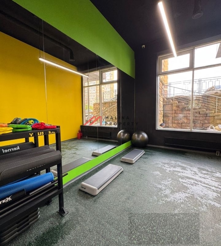 Продажа торгового помещения с арендатором в ЖК "Одинбург" 