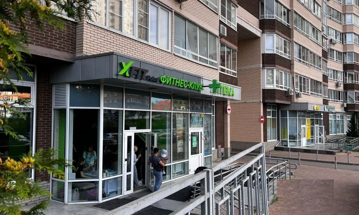 Продажа торгового помещения с арендатором в ЖК "Одинбург" 