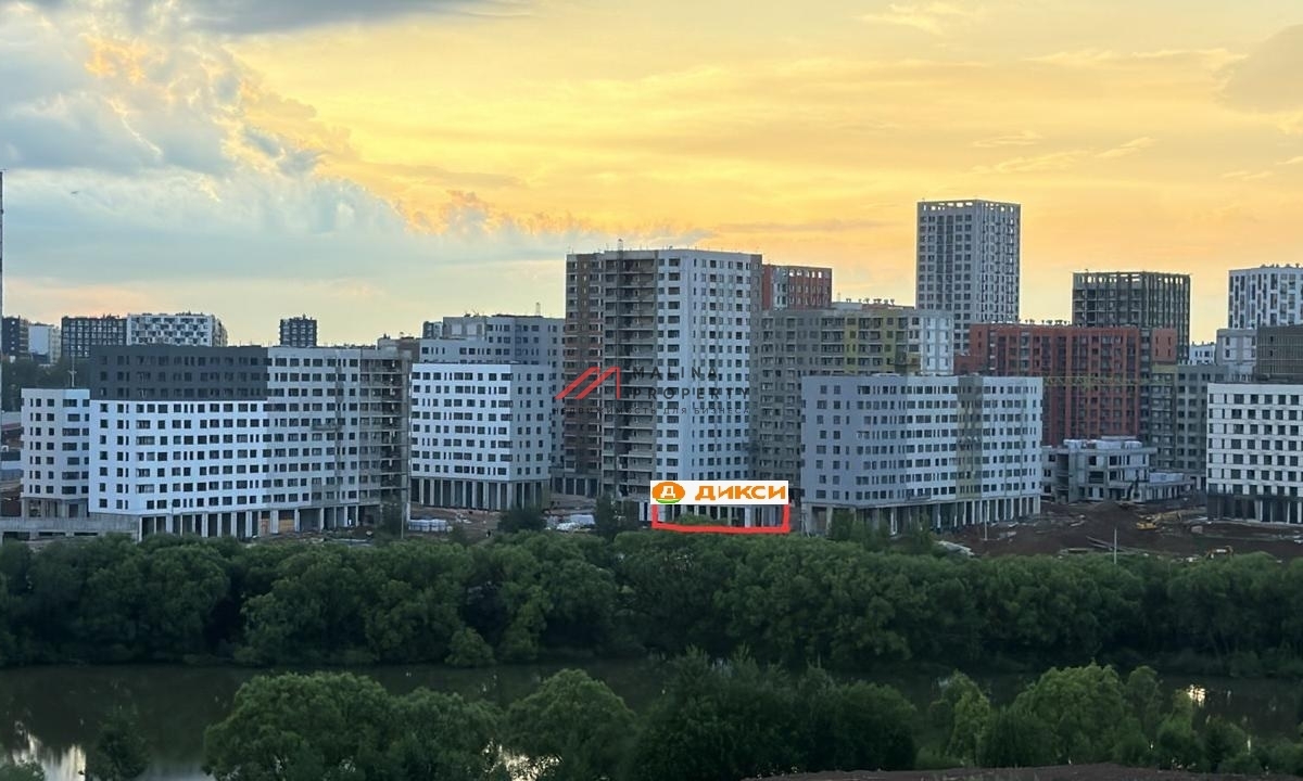 Продажа торгового помещения с арендатором Дикси 