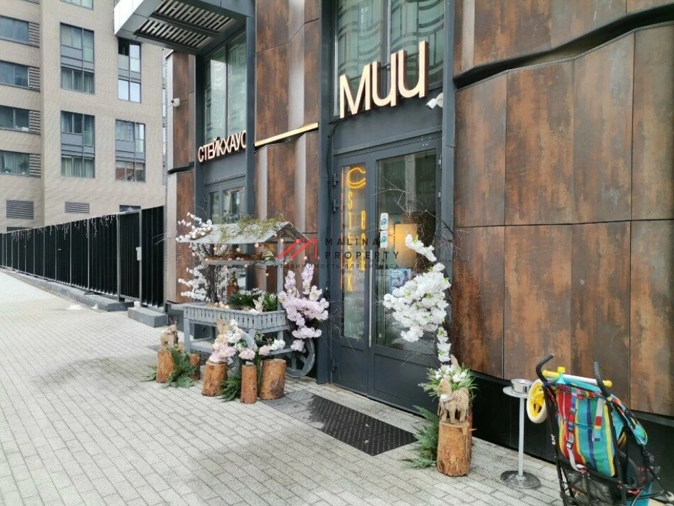 Продажа торгового помещения в жилом комплексе Зиларт