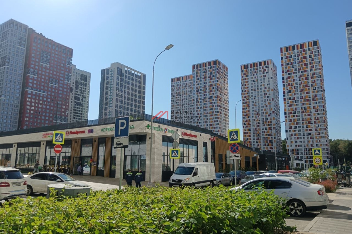 Аренда торгового помещения в ЖК "Спутник" 