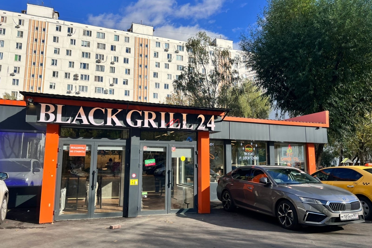 Продажа торгового здания с арендаторами 