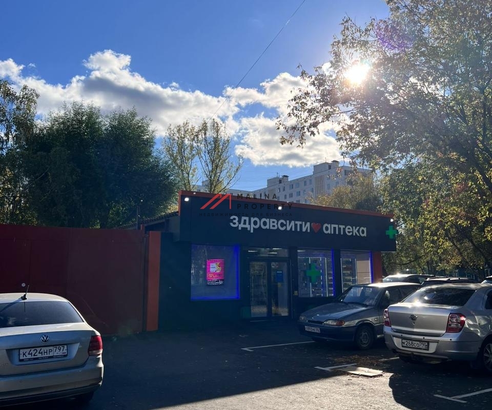 Продажа торгового здания с арендаторами 