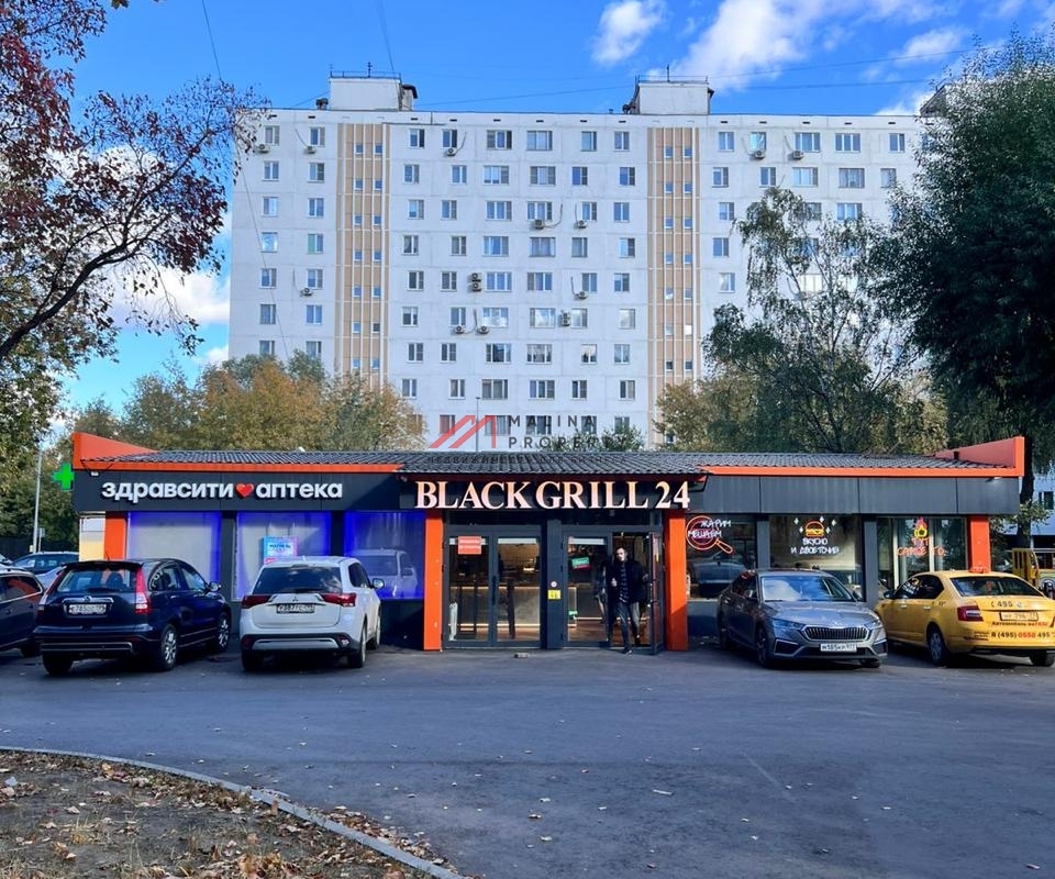 Продажа торгового здания с арендаторами 