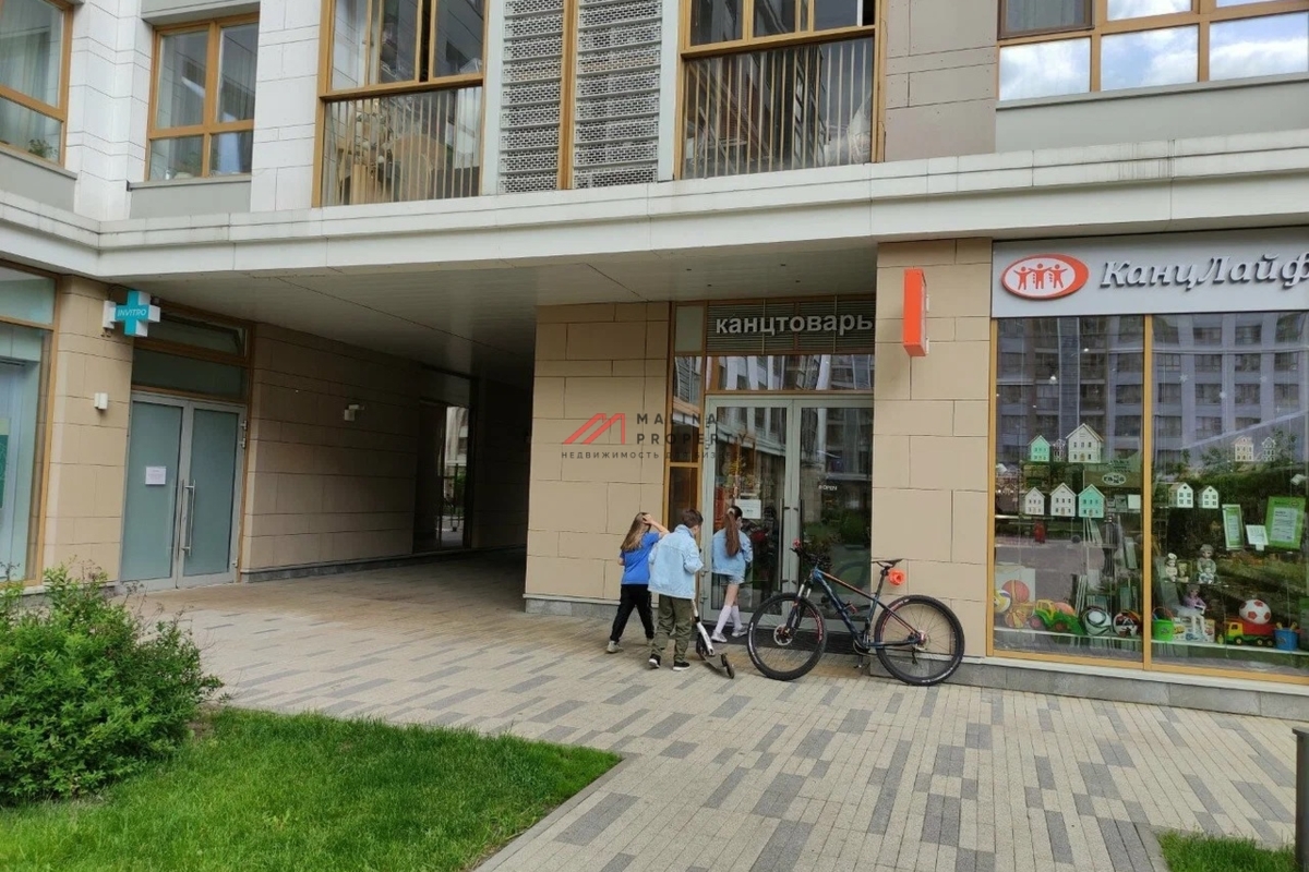 Продажа торгового помещения в ЖК "LIFE-Ботанический сад"