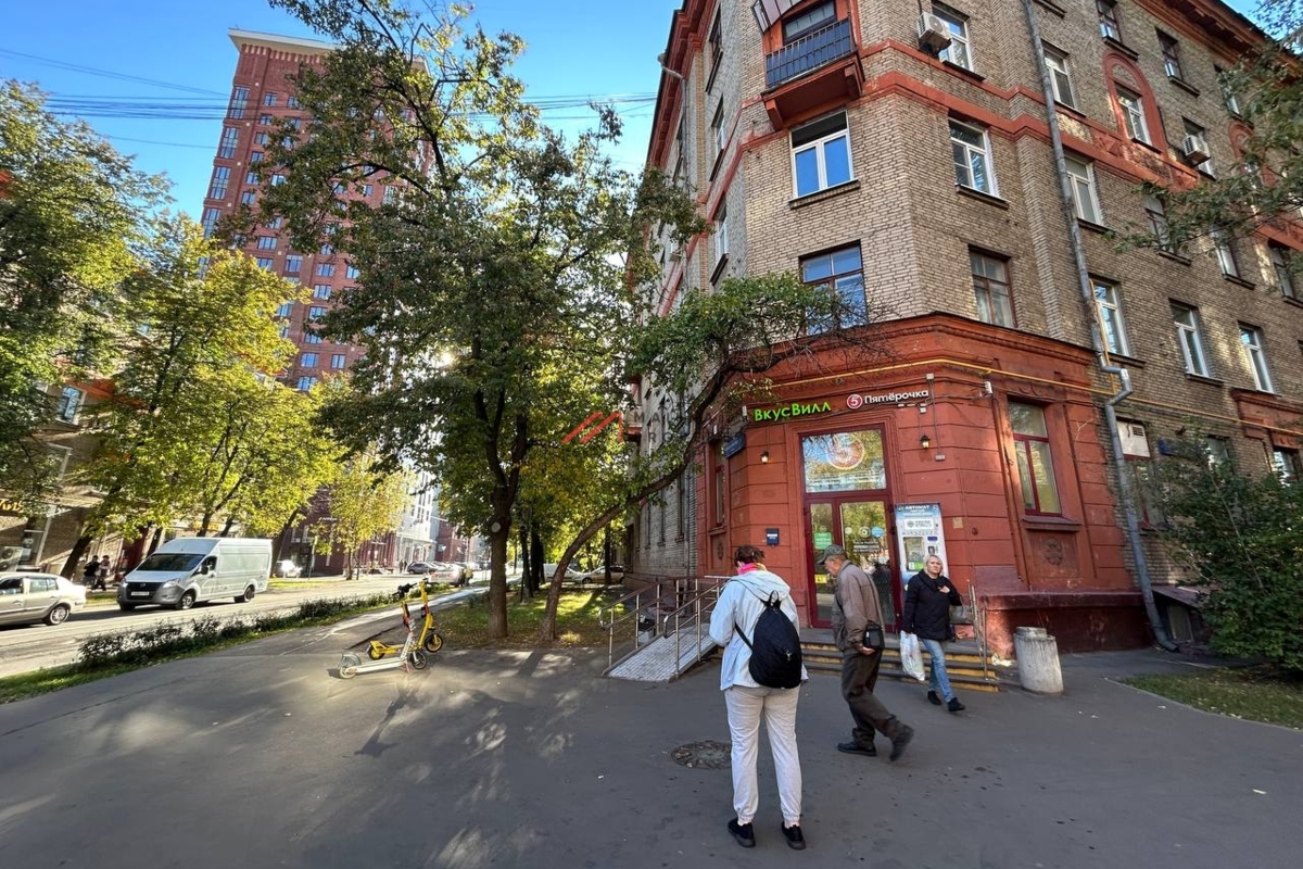 Продажа помещения с магазином "ВкусВилл"