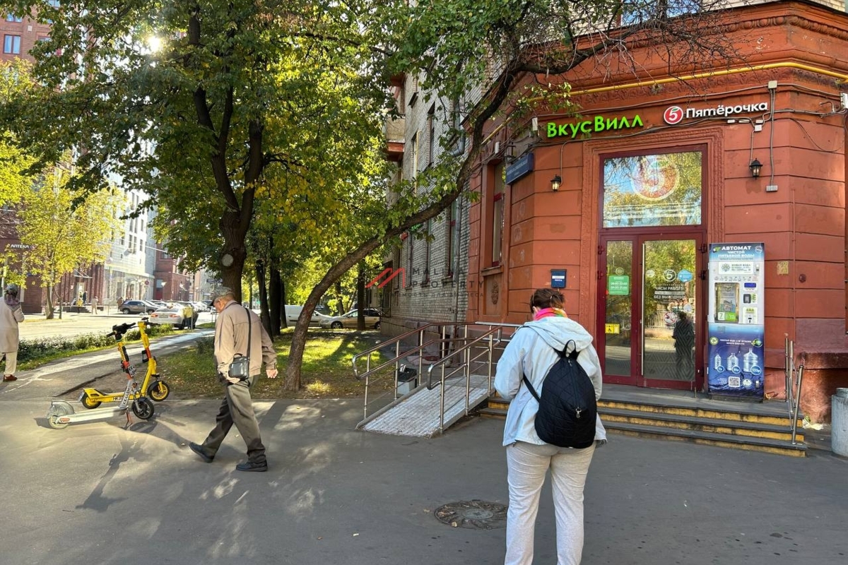 Продажа помещения с магазином "ВкусВилл"