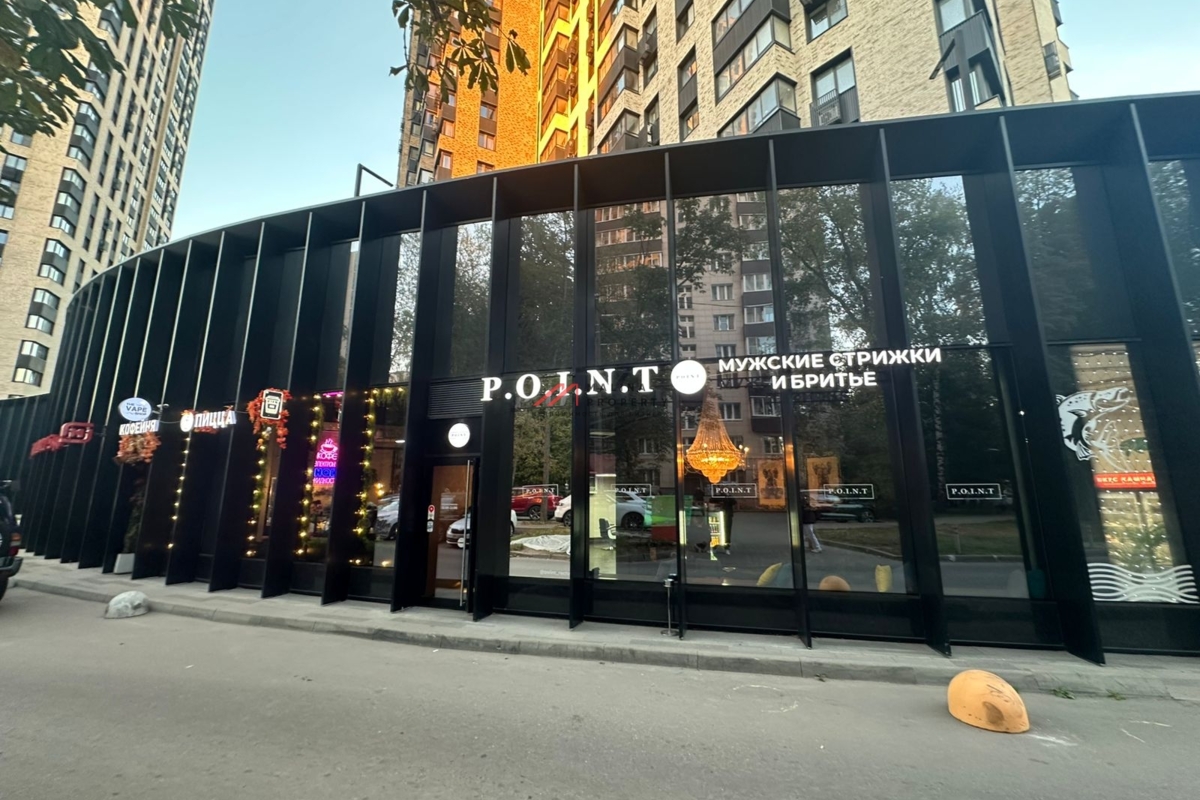 Продажа помещения с арендаторами в ЖК "Фестиваль парк" 