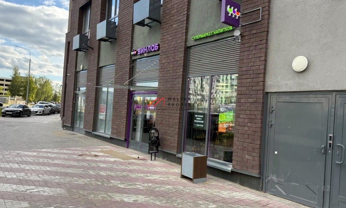 Продажа торгового помещения с магазином Винлаб 