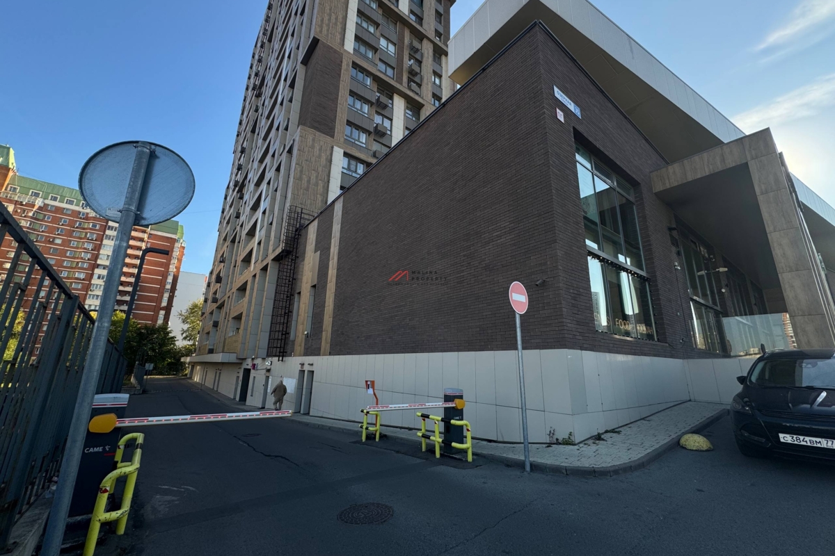 Продажа коммерческого помещения у метро с Wildberries