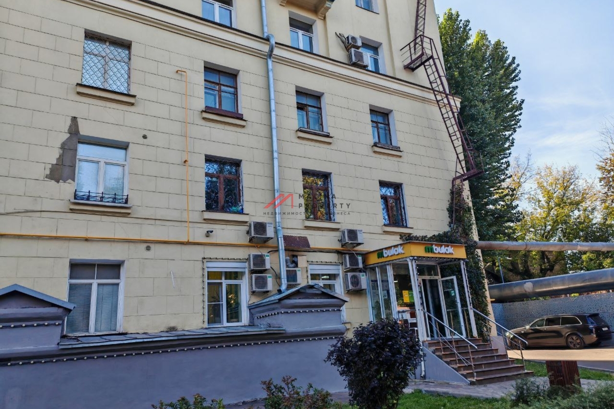 Продажа торгового помещения на Бережковской набережной