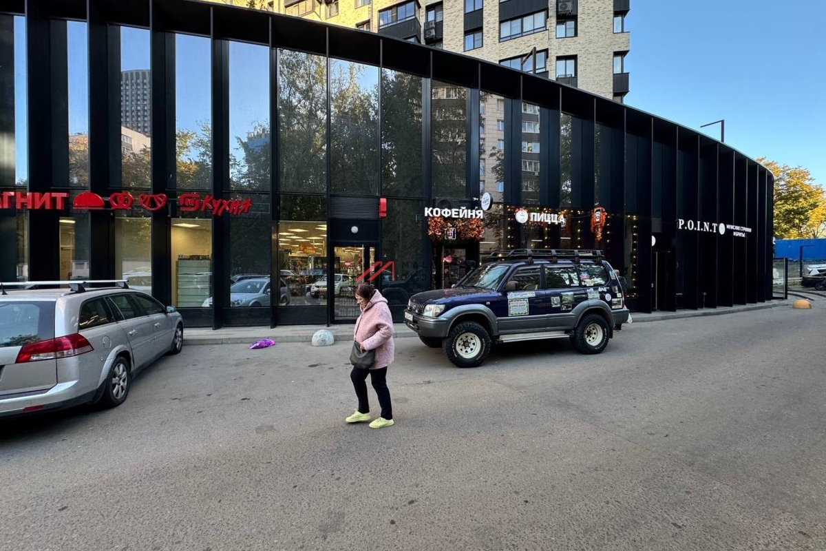 Продажа помещения с арендаторами в ЖК "Фестиваль парк" 