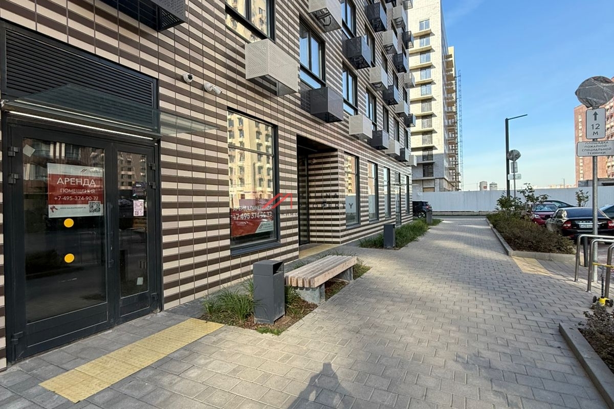 Аренда помещения в центре ЖК "Никольские Луга"