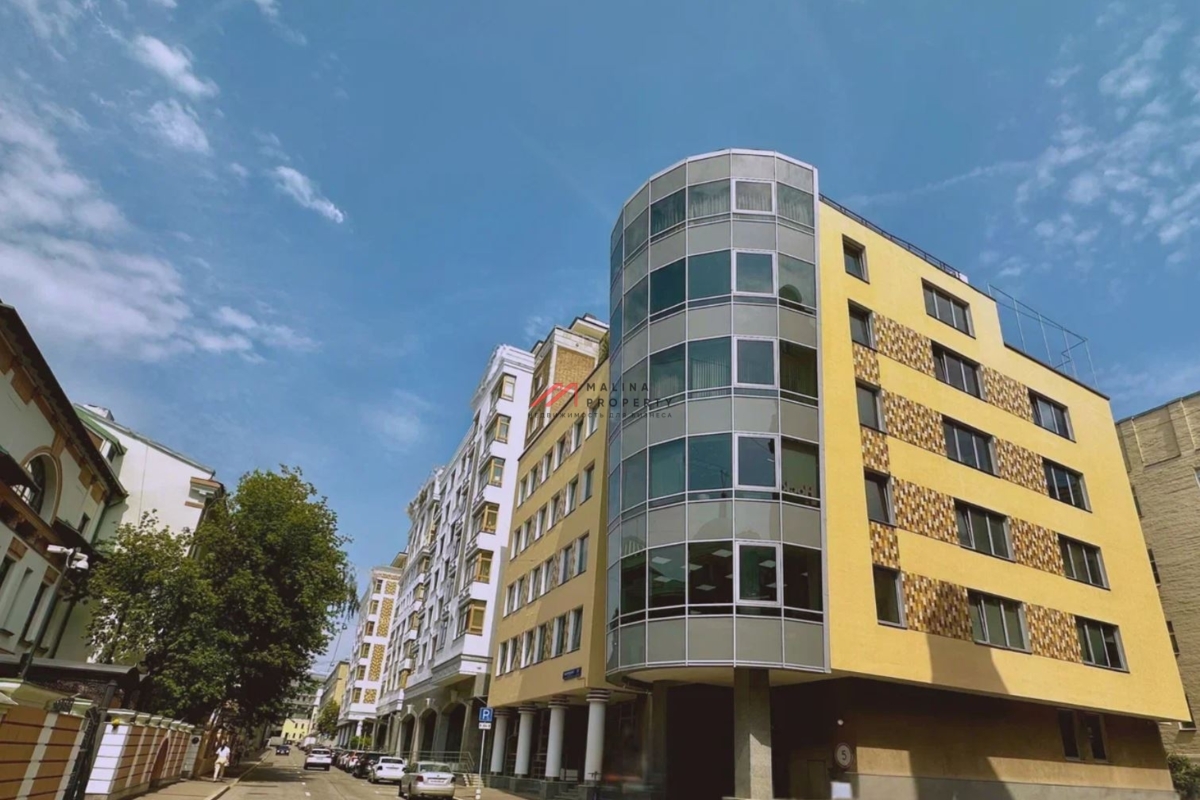 Продажа бизнес центра в Филипповском переулке