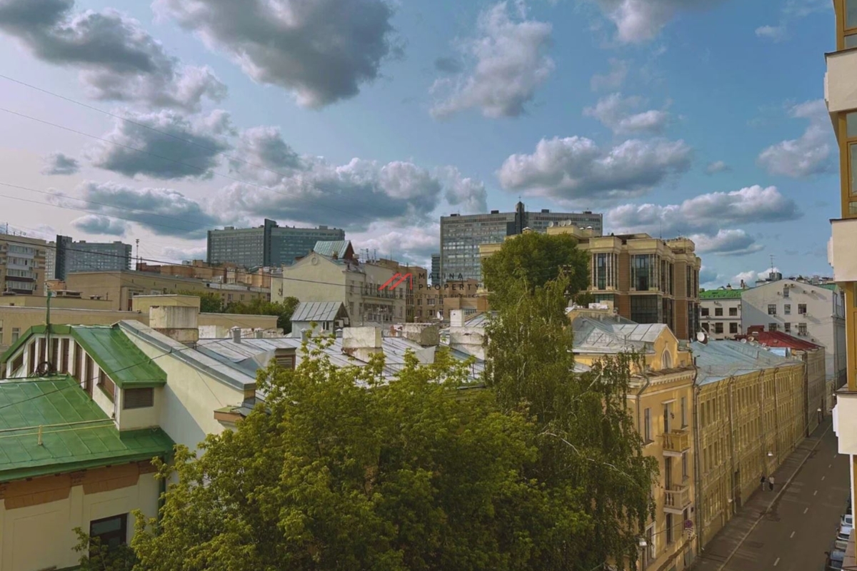 Продажа бизнес центра в Филипповском переулке