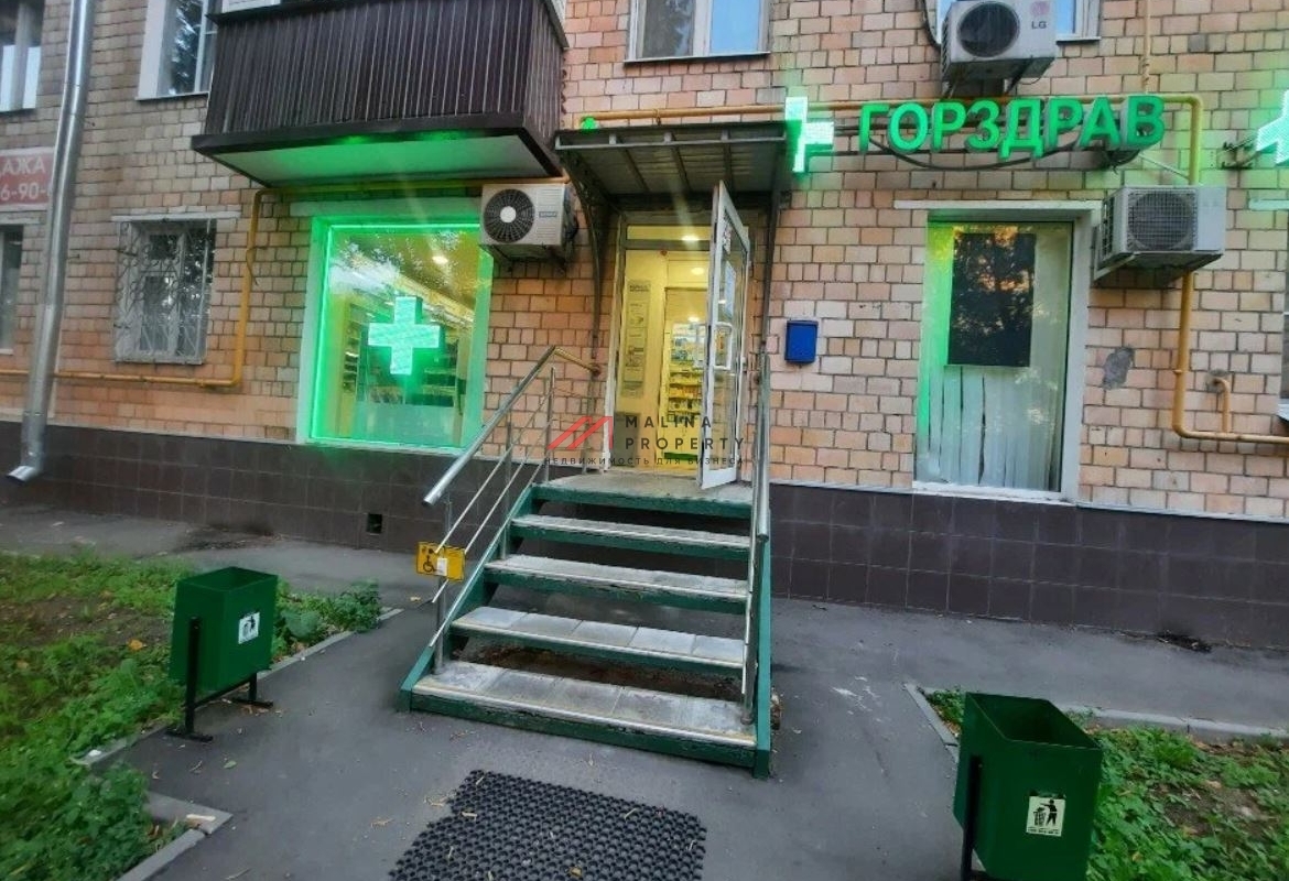 Продажа помещения с арендатором у метро Спортивная