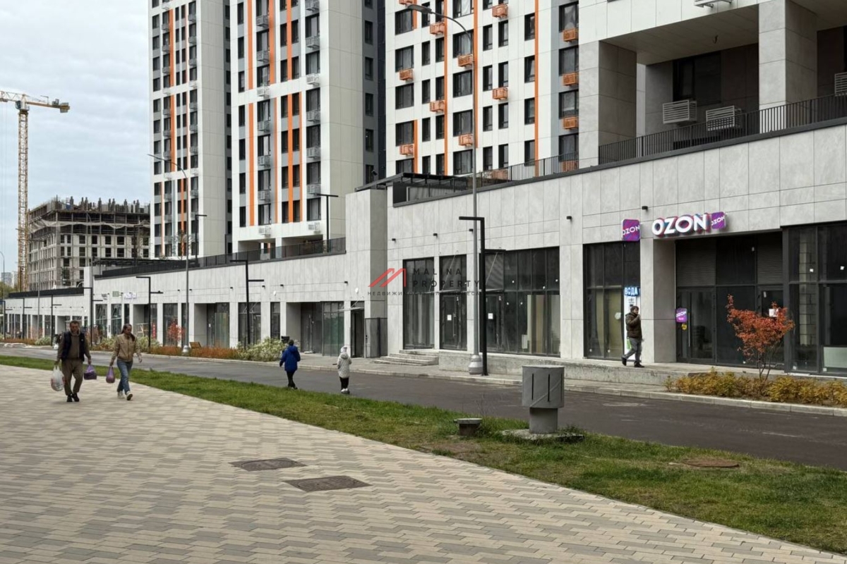 Продажа торгового помещения в ЖК "Спутник"