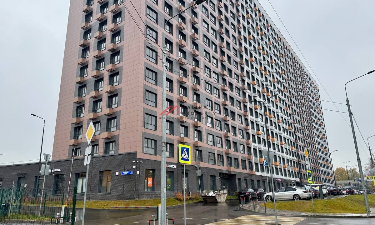 Продажа помещения в ЖК "Миловидное" на 1-й линии