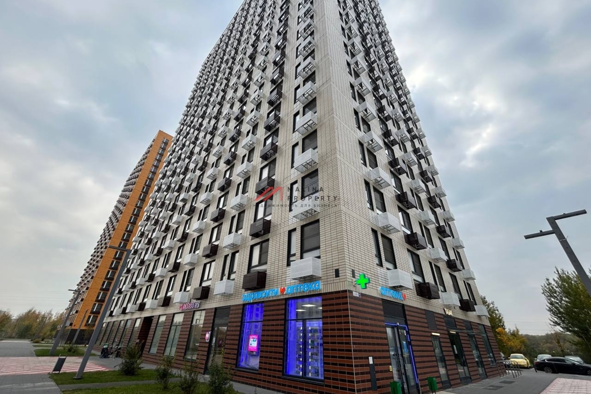 Продажа торгового помещения с сетевыми арендаторами