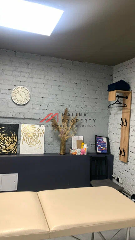 Продажа торгового помещения с арендаторами у метро Новаторская