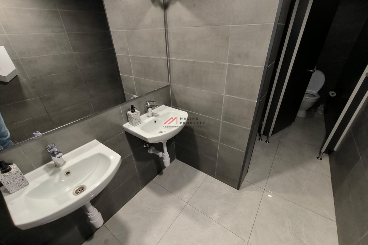 Продажа торгового помещения с арендаторами у метро Новаторская