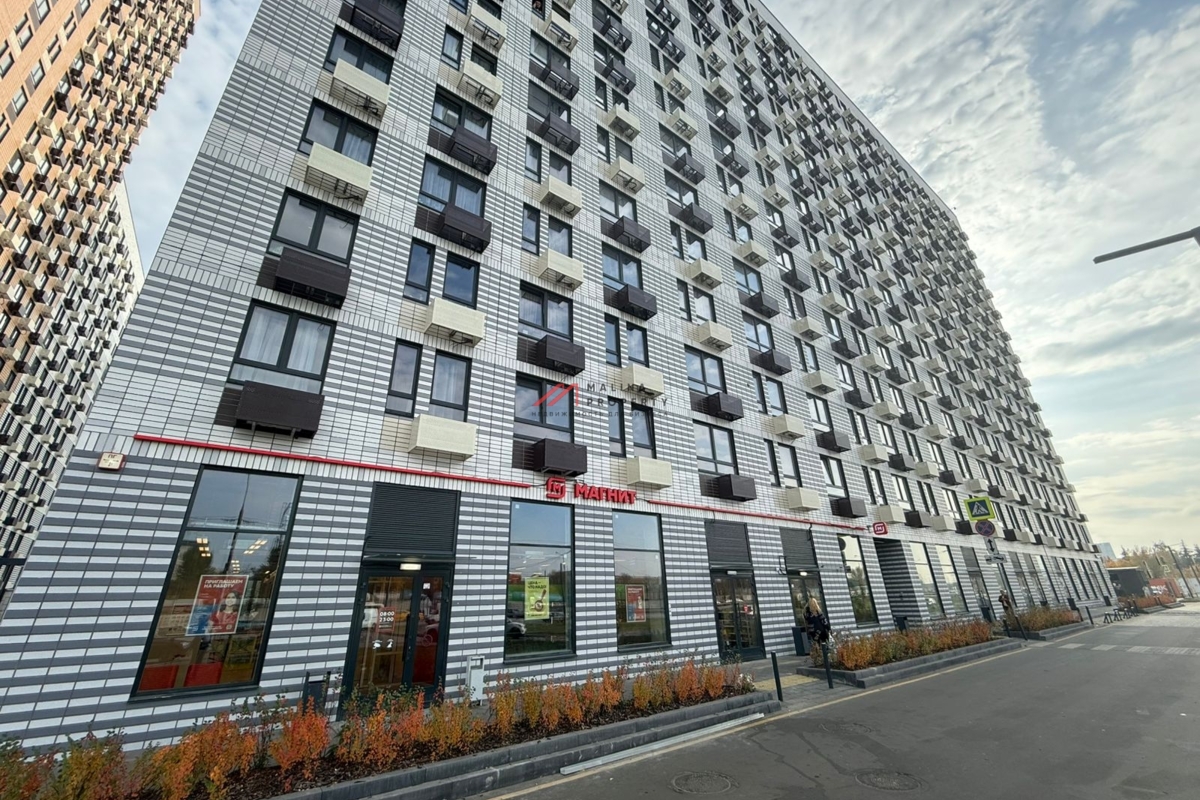 Продажа помещения с магазином Магнит в ЖК "Белая Дача Парк"
