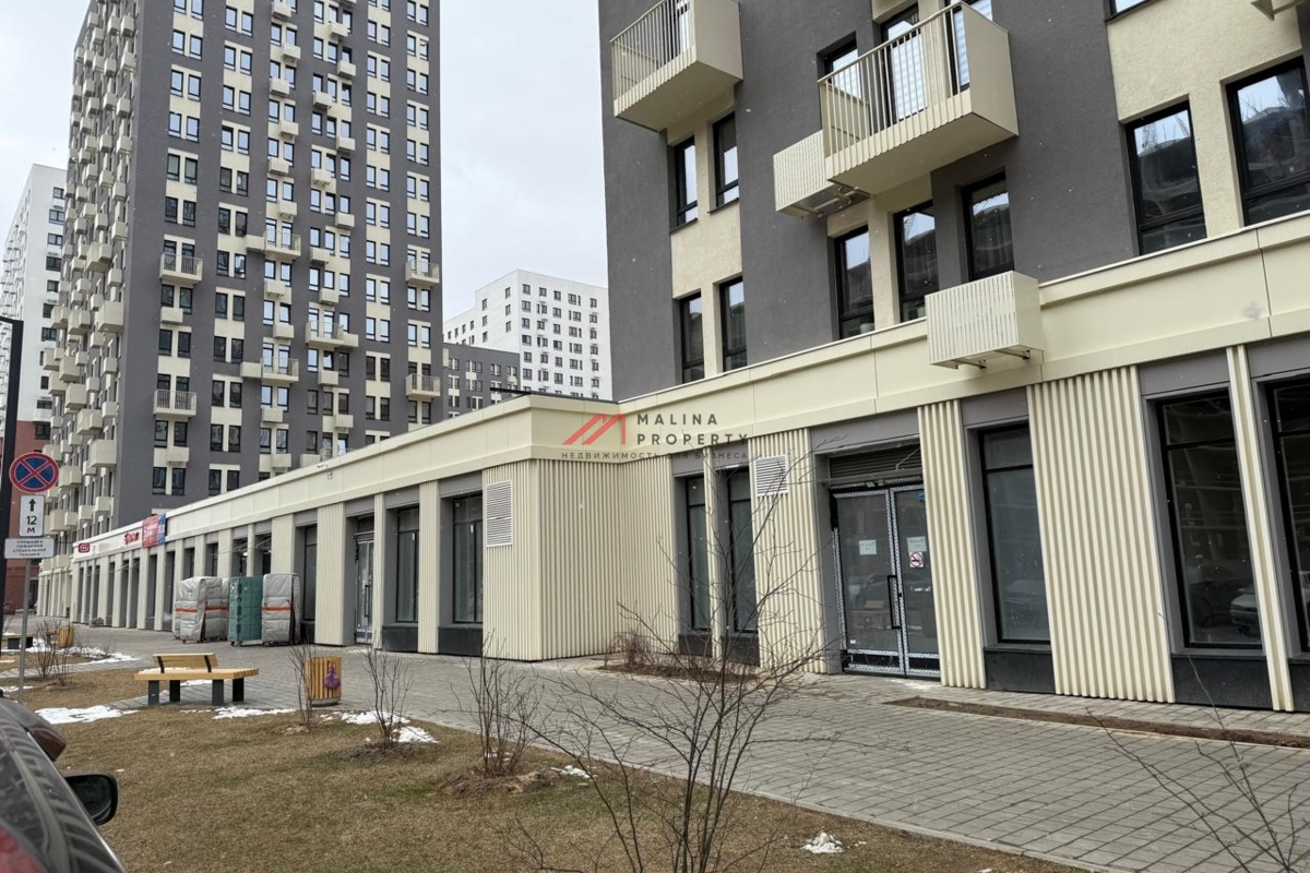 Продажа помещения с арендатором в жилом комплексе "Горки парк" 