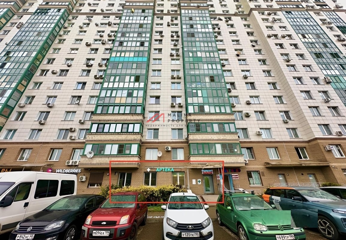 Продажа торгового помещения в ЖК "Изумрудные холмы" 