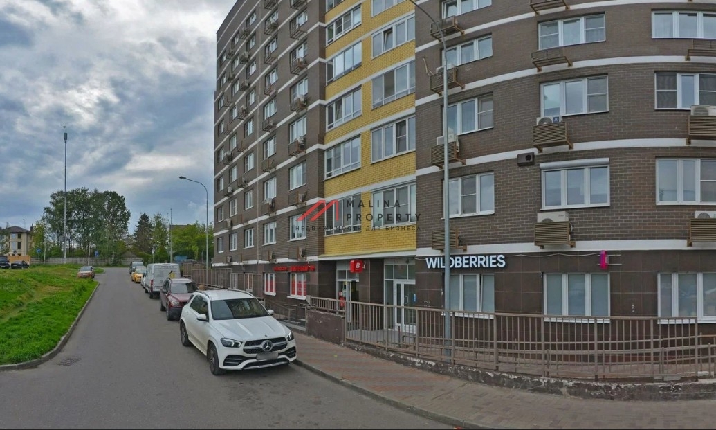 Продажа торгового помещения с арендатором Верный