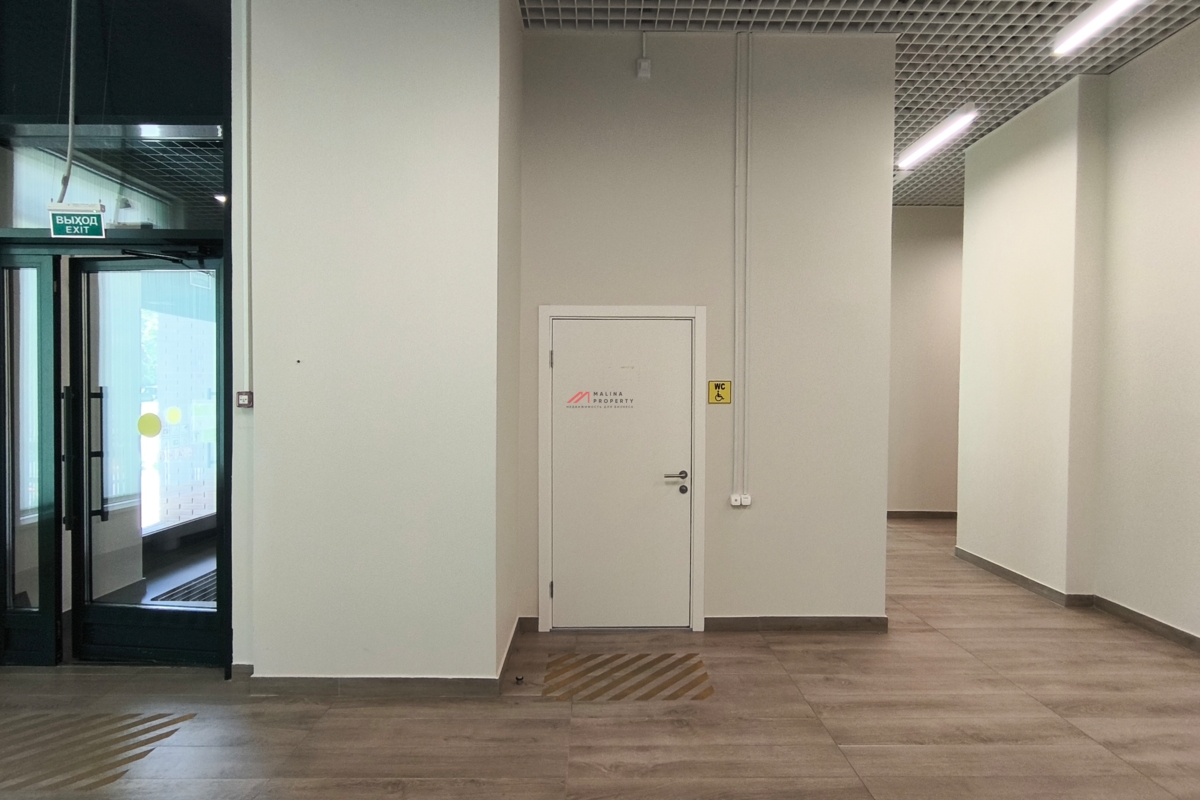 Продажа торгового помещения в новом доме