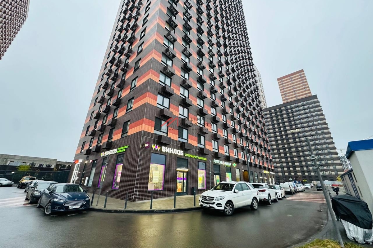 Продажа помещения с арендатором аптека "Ригла"