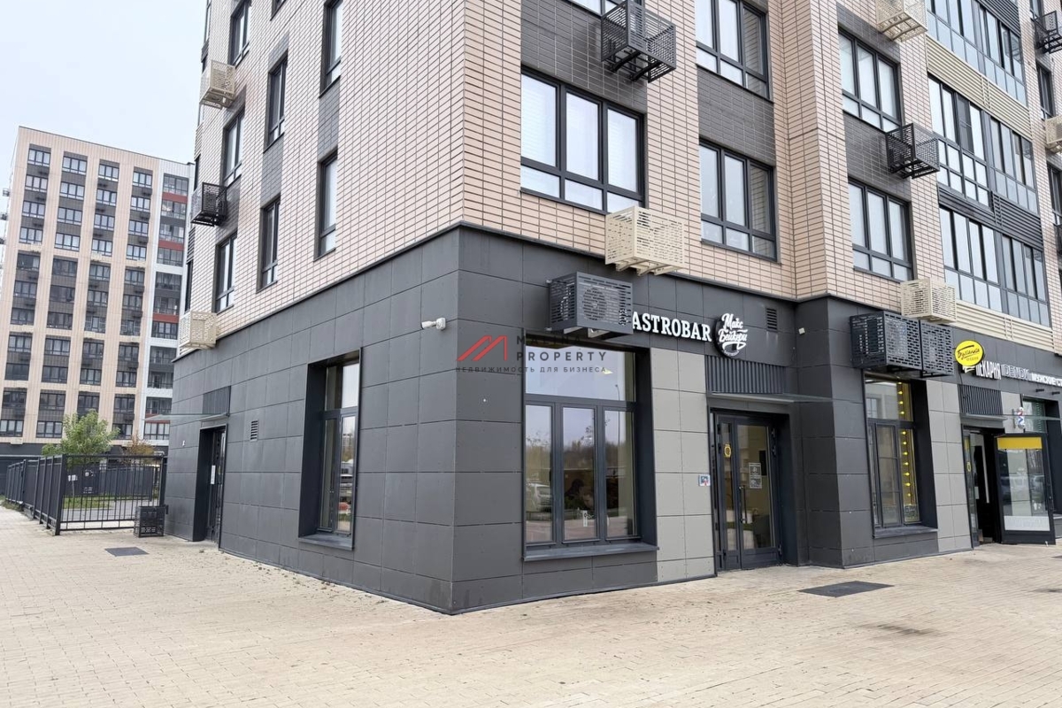 Продажа помещения торгового с арендатором Max Bakery