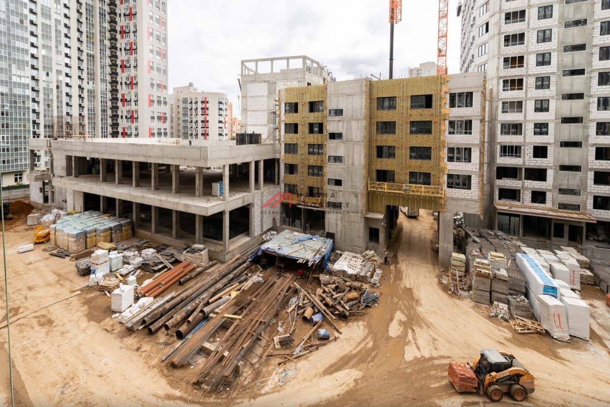 Продажа торгового помещения в ЖК "Планерный Квартал" 