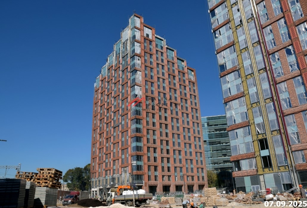 Продажа торгового помещения с арендатором в ЖК "Voxhall" 