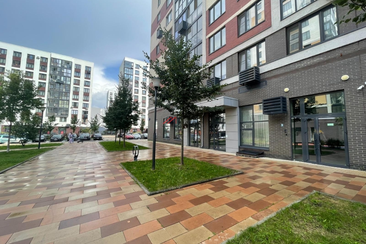 Продажа торгового помещения в ЖК "Испанские кварталы" 